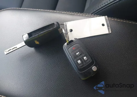 2017 Chevrolet Impala 1Lt z USA, uszkodzony, nr VIN 2G1105S3XH9187511